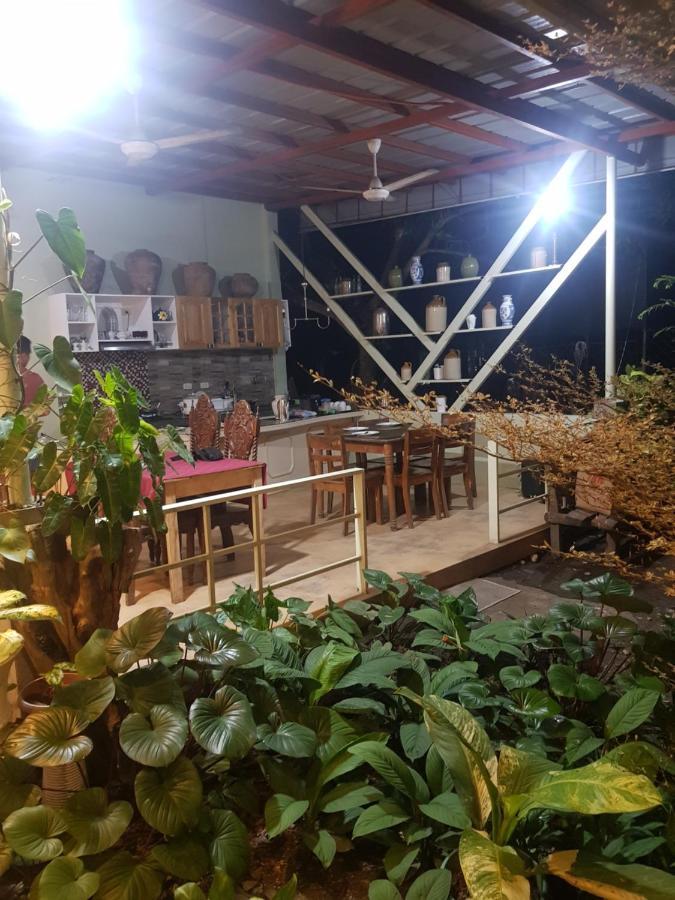 B&S Pension House ดิโปลก ภายนอก รูปภาพ
