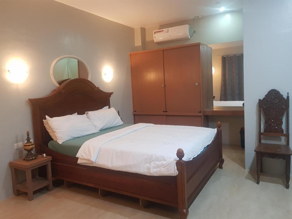 B&S Pension House ดิโปลก ภายนอก รูปภาพ